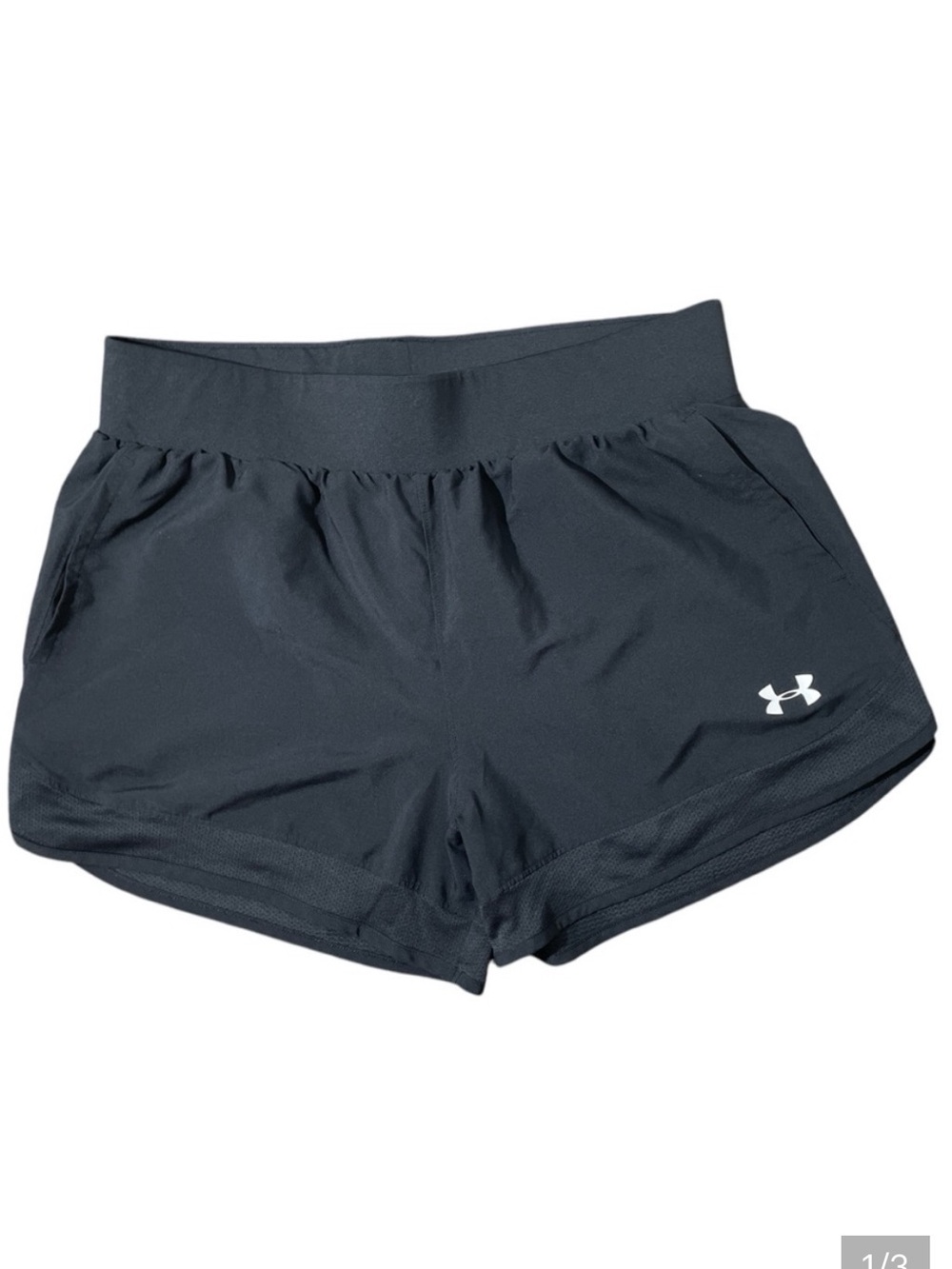 C7- Under Amour Heat Gear Loose Women’s Large athletic shorts